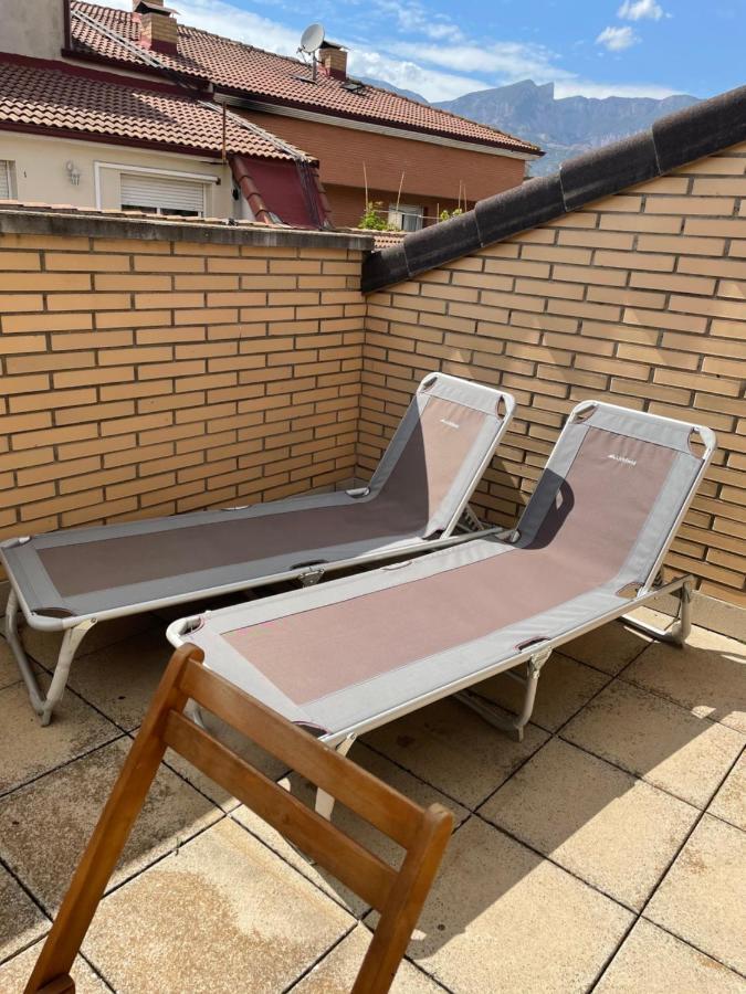 Duplex 6 Plazas Para Desconectar De La Rutina Oliana Eksteriør bilde